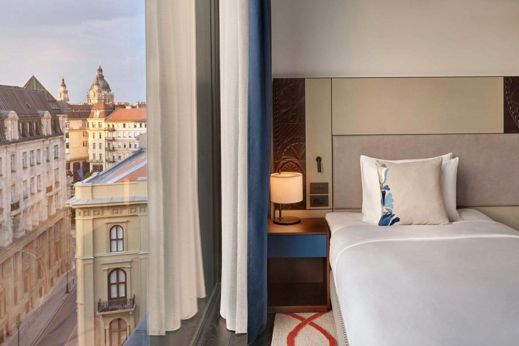 Dorothea Hotel, Budapest, Autograph Collection 5*